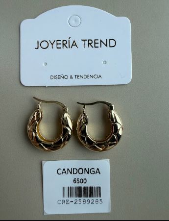 Candongas Doradas con Relieve Acolchado