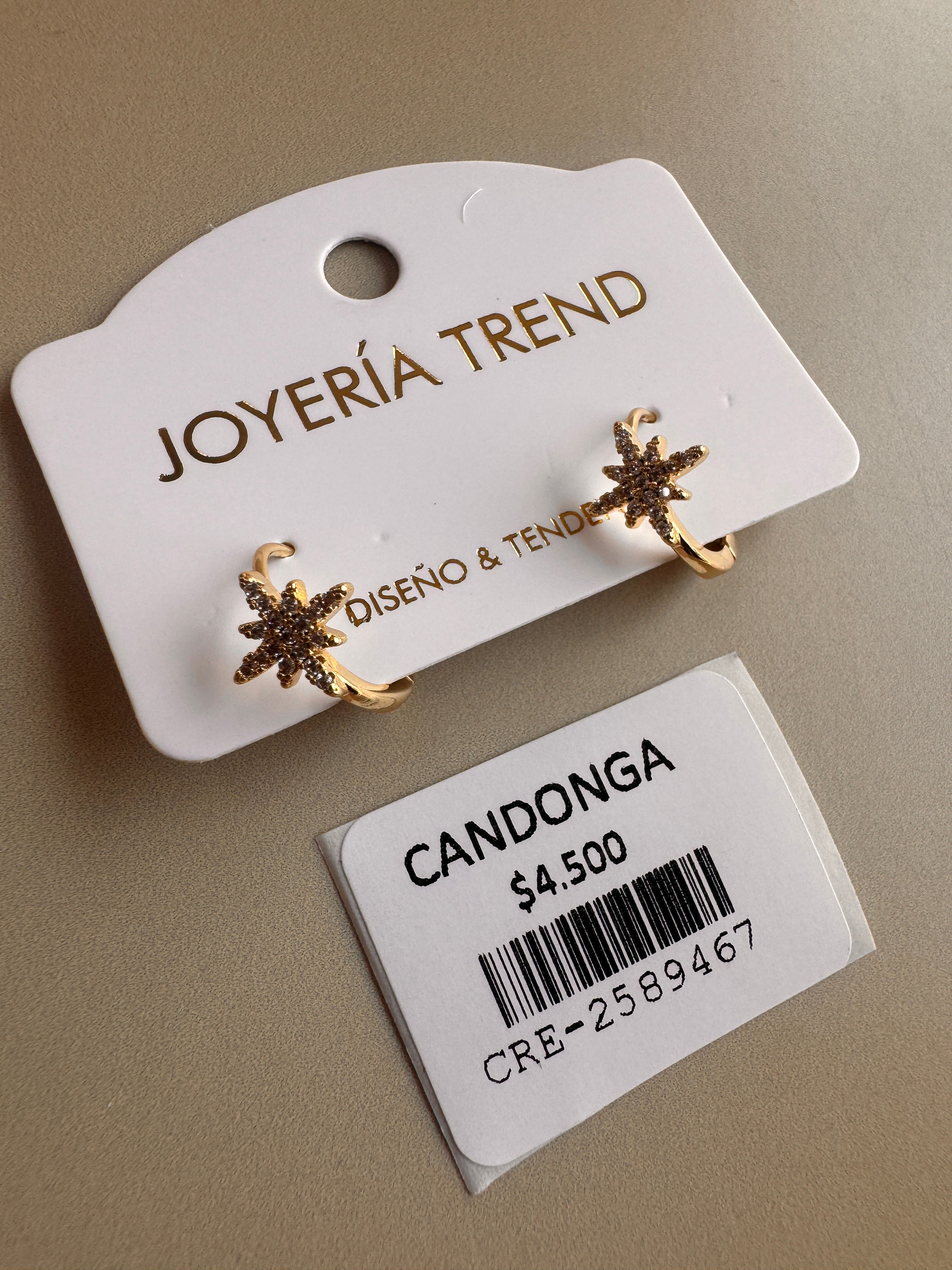 Candongas Doradas con Dije de Estrella y Pedrería