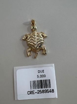 Dije con Diseño de Tortuga Marina en Tono Dorado