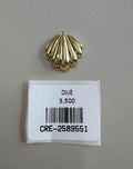 Dije con Diseño de Concha Marina en Tono Dorado