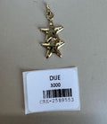 Dije de Doble Estrella con Acabado Dorado Pulido