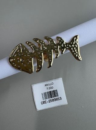 Anillo Esqueleto de Pez Texturizado Dorado