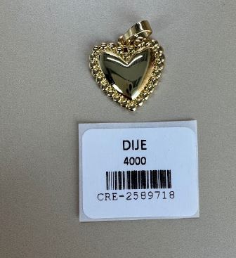 Dije Corazón Liso con Borde Texturizado