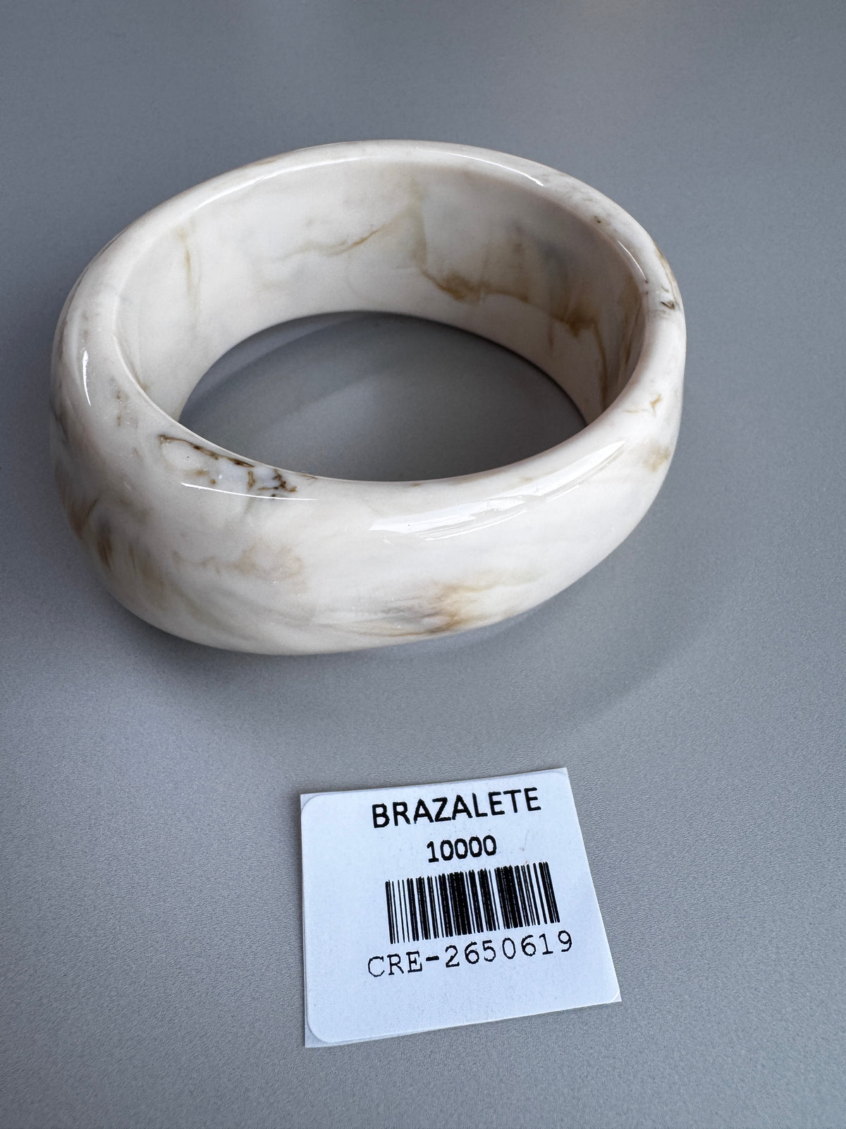 Brazalete resina beige