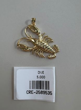 Dije con Diseño de Langosta en Tono Dorado