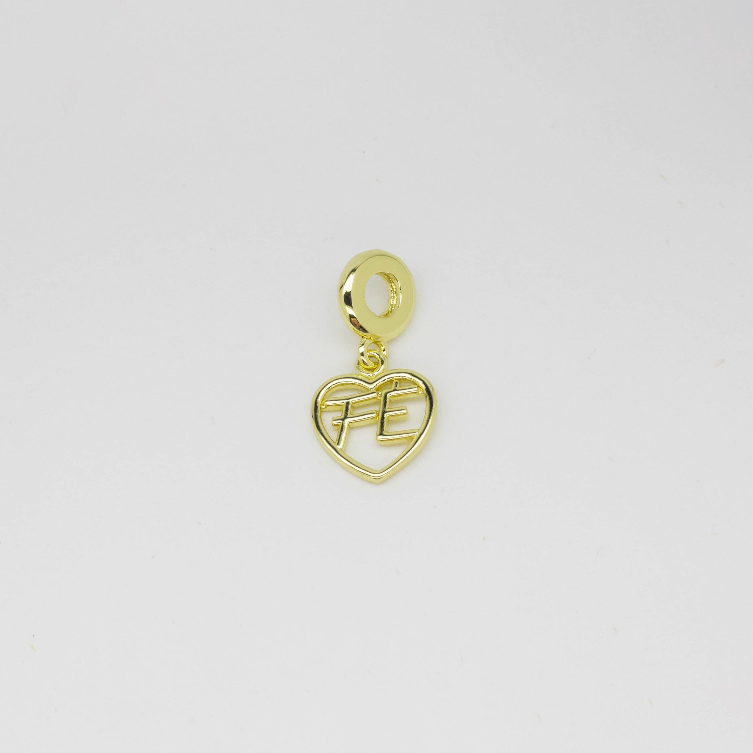 Dije Charms Corazón con Grabado "FE"
