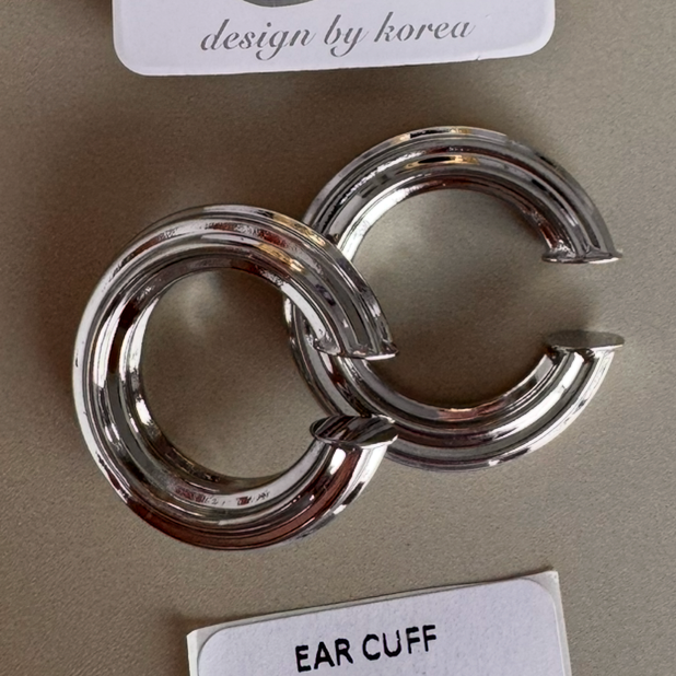 Ear Cuff Doble Aro Grueso de Textura y Relieve con un Acabado Brillante