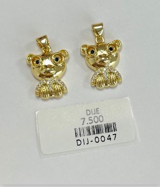 Dije Oso con Detalles Brillantes y Acabado Dorado