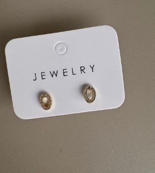 Aretes Topo Ovalados Pequeños con Brillos